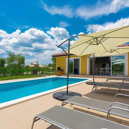 Ferienhaus Holiday Inka Kunj